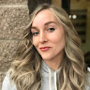 Meet your Posher, Danielle renee